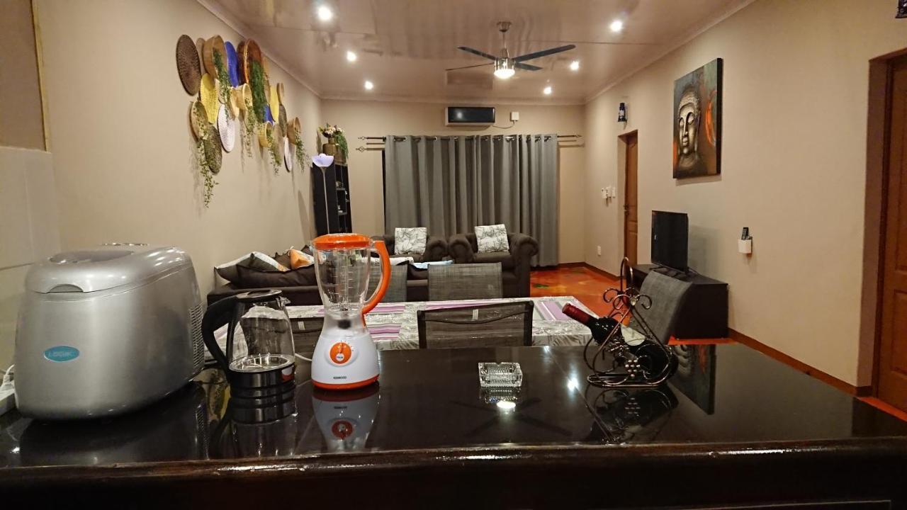 Svh Bush Lodge Marloth Park Ngoại thất bức ảnh